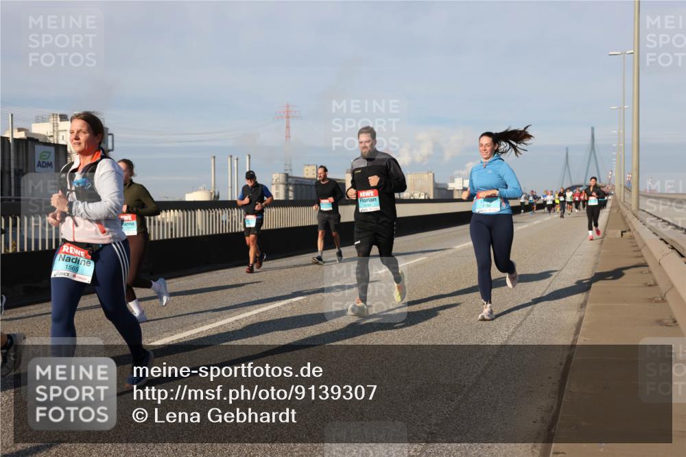03.10.2025 - Köhlbrandbrückenlauf Lena Gebhardt http://msf.ph/oto/9139307 03.10.2025 09:56:58 Position 2 1565 meine-sportfotos.de