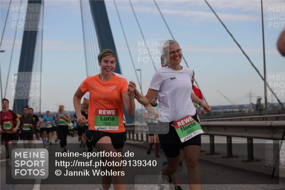 03.10.2025 - Köhlbrandbrückenlauf Jannik Wohlers http://msf.ph/oto/9139340 03.10.2025 15:31:19 Position 1 7930, 7931 meine-sportfotos.de