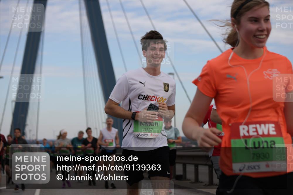03.10.2025 - Köhlbrandbrückenlauf Jannik Wohlers http://msf.ph/oto/9139363 03.10.2025 15:31:19 Position 1 20, 89, 9167, 7930, 3 meine-sportfotos.de