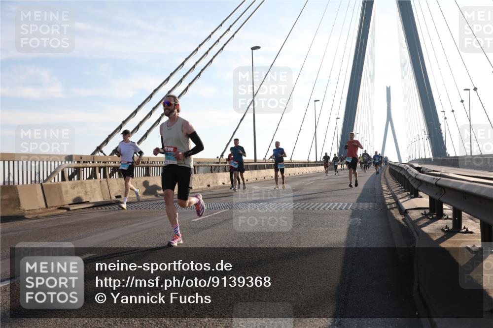 03.10.2025 - Köhlbrandbrückenlauf Yannick Fuchs http://msf.ph/oto/9139368 03.10.2025 08:23:51 Position 2  meine-sportfotos.de