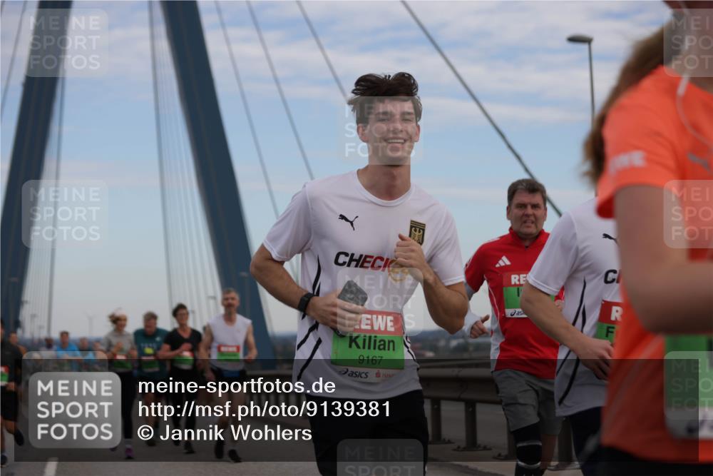 03.10.2025 - Köhlbrandbrückenlauf Jannik Wohlers http://msf.ph/oto/9139381 03.10.2025 15:31:20 Position 1 9167 meine-sportfotos.de