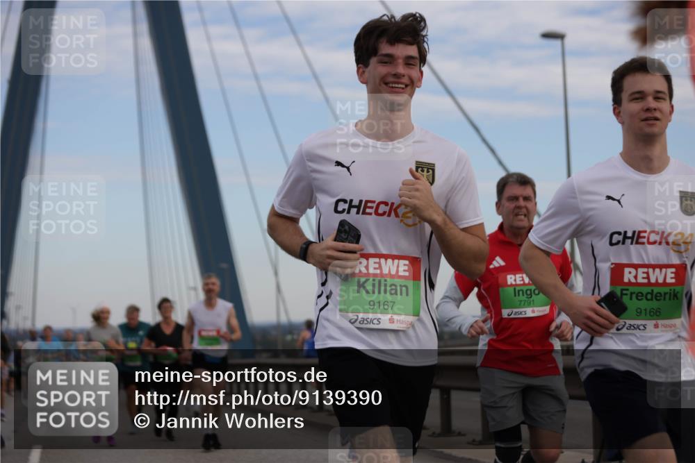 03.10.2025 - Köhlbrandbrückenlauf Jannik Wohlers http://msf.ph/oto/9139390 03.10.2025 15:31:20 Position 1 9167, 7791, 24, 9166 meine-sportfotos.de