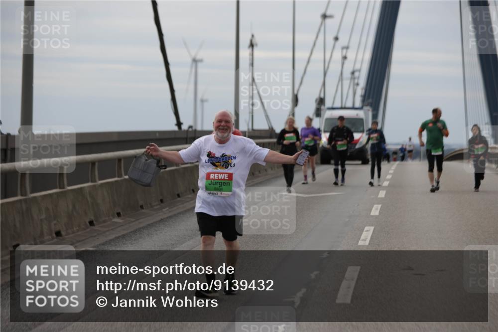 03.10.2025 - Köhlbrandbrückenlauf Jannik Wohlers http://msf.ph/oto/9139432 03.10.2025 16:10:05 Position 1 8538 meine-sportfotos.de