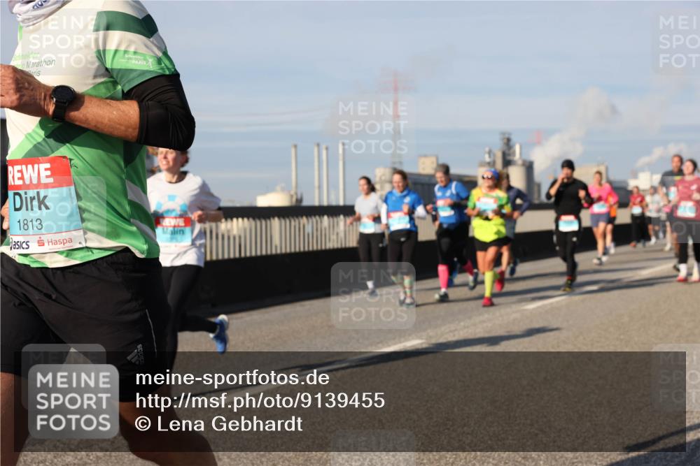 03.10.2025 - Köhlbrandbrückenlauf Lena Gebhardt http://msf.ph/oto/9139455 03.10.2025 09:57:12 Position 2 1813 meine-sportfotos.de