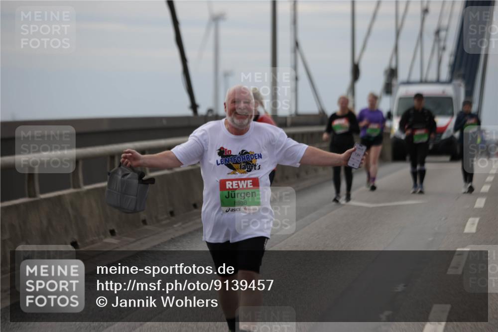 03.10.2025 - Köhlbrandbrückenlauf Jannik Wohlers http://msf.ph/oto/9139457 03.10.2025 16:10:06 Position 1 8538 meine-sportfotos.de