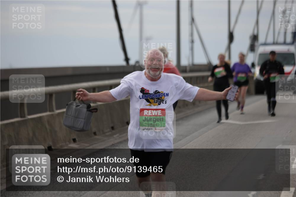 03.10.2025 - Köhlbrandbrückenlauf Jannik Wohlers http://msf.ph/oto/9139465 03.10.2025 16:10:06 Position 1 8538 meine-sportfotos.de