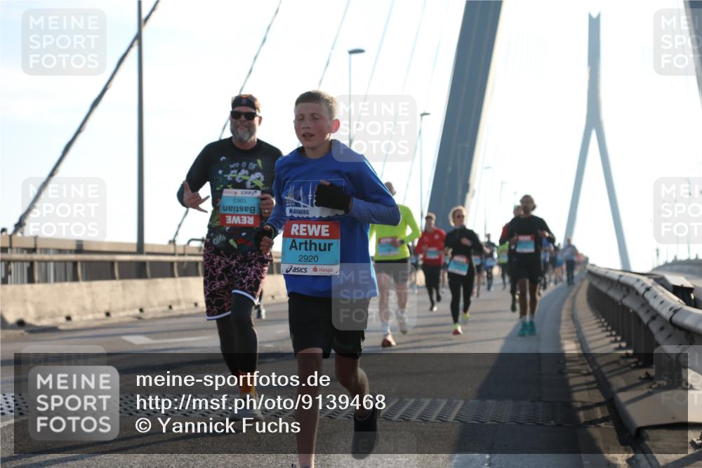 03.10.2025 - Köhlbrandbrückenlauf Yannick Fuchs http://msf.ph/oto/9139468 03.10.2025 08:23:59 Position 2 1063, 2920 meine-sportfotos.de