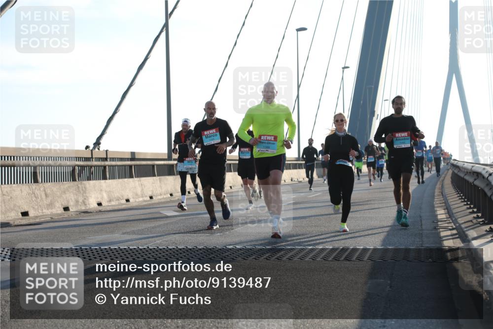 03.10.2025 - Köhlbrandbrückenlauf Yannick Fuchs http://msf.ph/oto/9139487 03.10.2025 08:24:01 Position 2 1194, 1168 meine-sportfotos.de