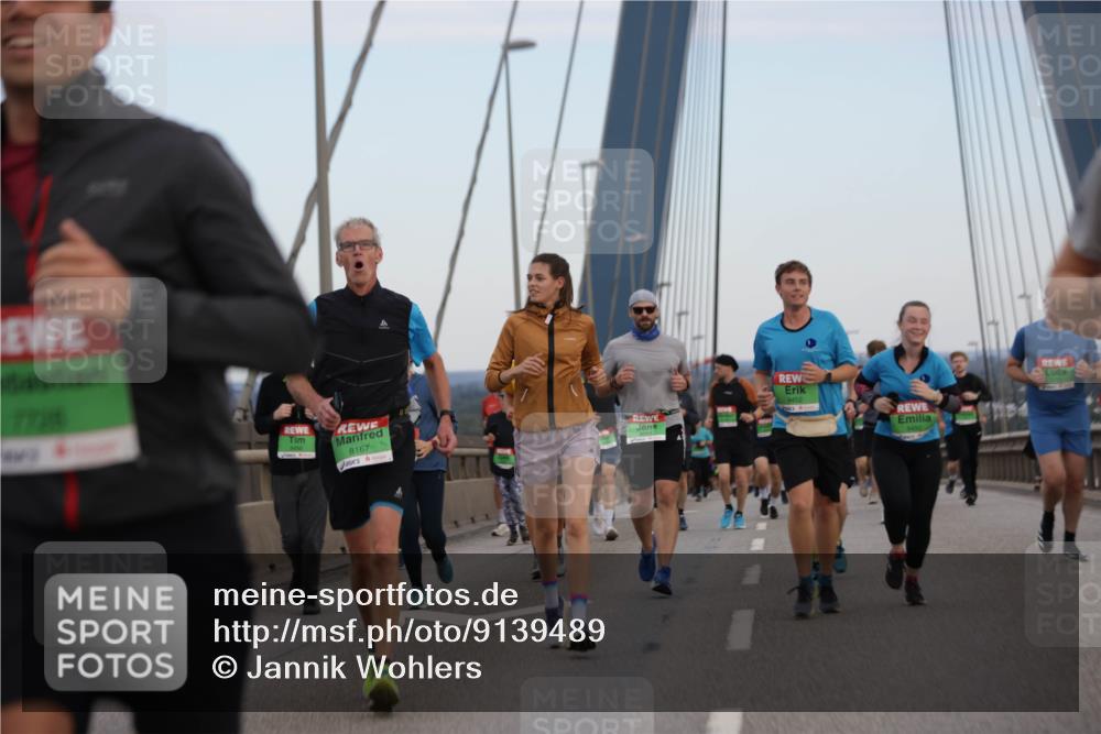 03.10.2025 - Köhlbrandbrückenlauf Jannik Wohlers http://msf.ph/oto/9139489 03.10.2025 15:31:24 Position 1 77, 9452, 8167, 9450 meine-sportfotos.de