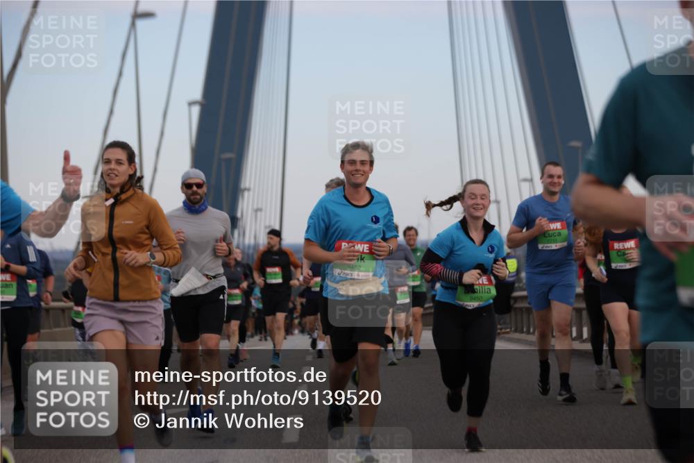 03.10.2025 - Köhlbrandbrückenlauf Jannik Wohlers http://msf.ph/oto/9139520 03.10.2025 15:31:25 Position 1 33, 9452, 9450, 7711 meine-sportfotos.de
