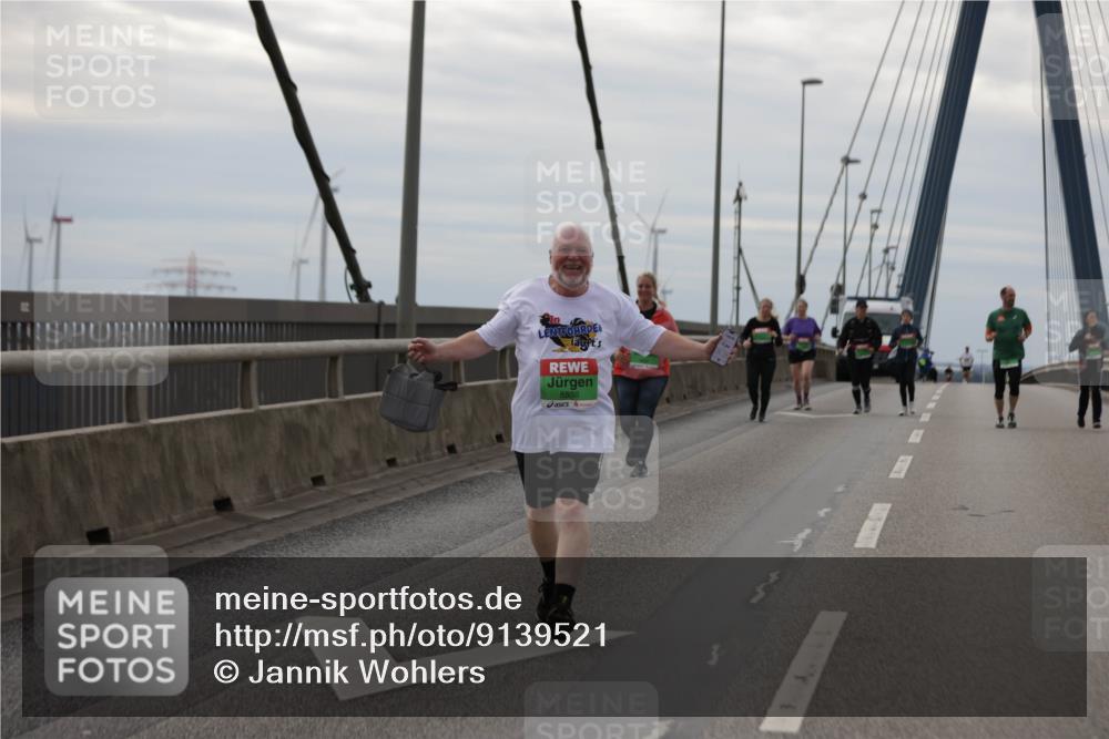 03.10.2025 - Köhlbrandbrückenlauf Jannik Wohlers http://msf.ph/oto/9139521 03.10.2025 16:10:07 Position 1 8538 meine-sportfotos.de