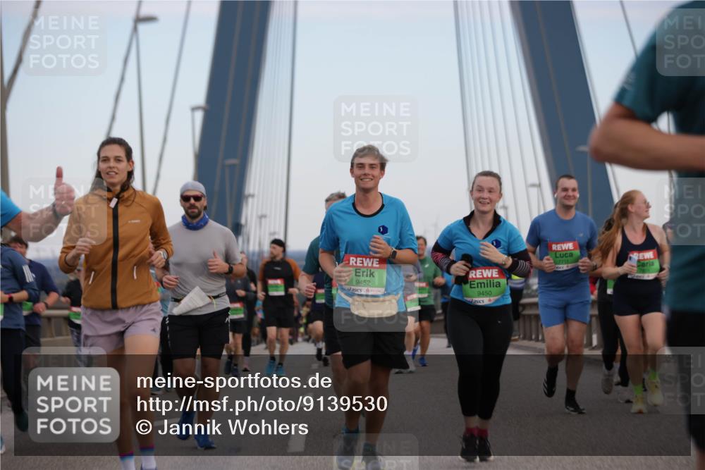 03.10.2025 - Köhlbrandbrückenlauf Jannik Wohlers http://msf.ph/oto/9139530 03.10.2025 15:31:25 Position 1 9452, 9450, 7711 meine-sportfotos.de