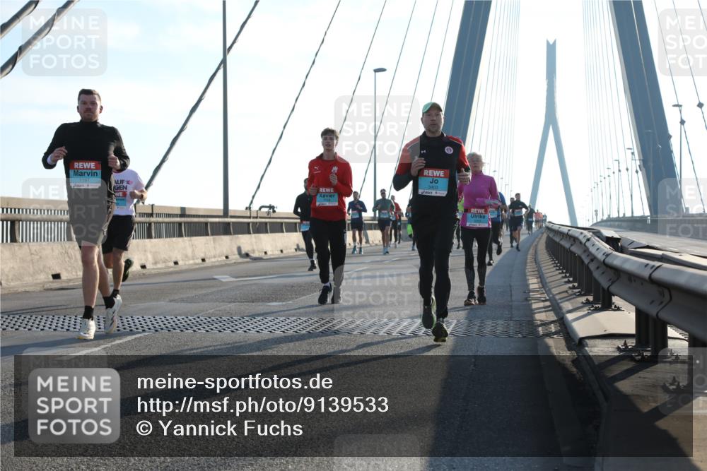 03.10.2025 - Köhlbrandbrückenlauf Yannick Fuchs http://msf.ph/oto/9139533 03.10.2025 08:24:04 Position 2 1197, 3403 meine-sportfotos.de