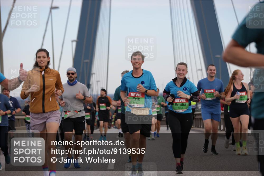 03.10.2025 - Köhlbrandbrückenlauf Jannik Wohlers http://msf.ph/oto/9139535 03.10.2025 15:31:25 Position 1 9452, 9450, 7711 meine-sportfotos.de