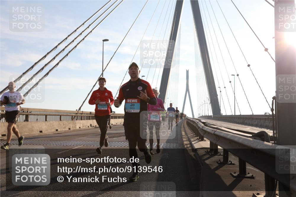 03.10.2025 - Köhlbrandbrückenlauf Yannick Fuchs http://msf.ph/oto/9139546 03.10.2025 08:24:05 Position 2 3403 meine-sportfotos.de