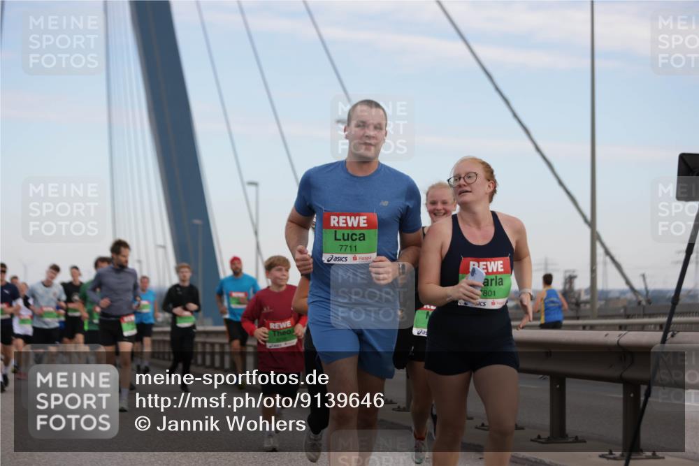 03.10.2025 - Köhlbrandbrückenlauf Jannik Wohlers http://msf.ph/oto/9139646 03.10.2025 15:31:29 Position 1 7711, 801 meine-sportfotos.de