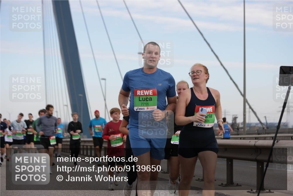 03.10.2025 - Köhlbrandbrückenlauf Jannik Wohlers http://msf.ph/oto/9139650 03.10.2025 15:31:29 Position 1 7711, 801, 7 meine-sportfotos.de