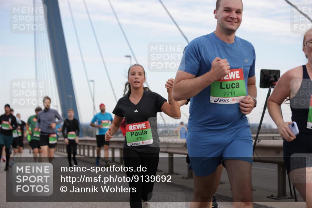 03.10.2025 - Köhlbrandbrückenlauf Jannik Wohlers http://msf.ph/oto/9139692 03.10.2025 15:31:30 Position 1 7670, 7711 meine-sportfotos.de