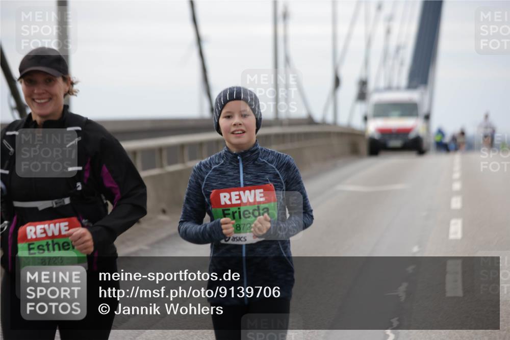 03.10.2025 - Köhlbrandbrückenlauf Jannik Wohlers http://msf.ph/oto/9139706 03.10.2025 16:10:19 Position 1 8723, 872 meine-sportfotos.de