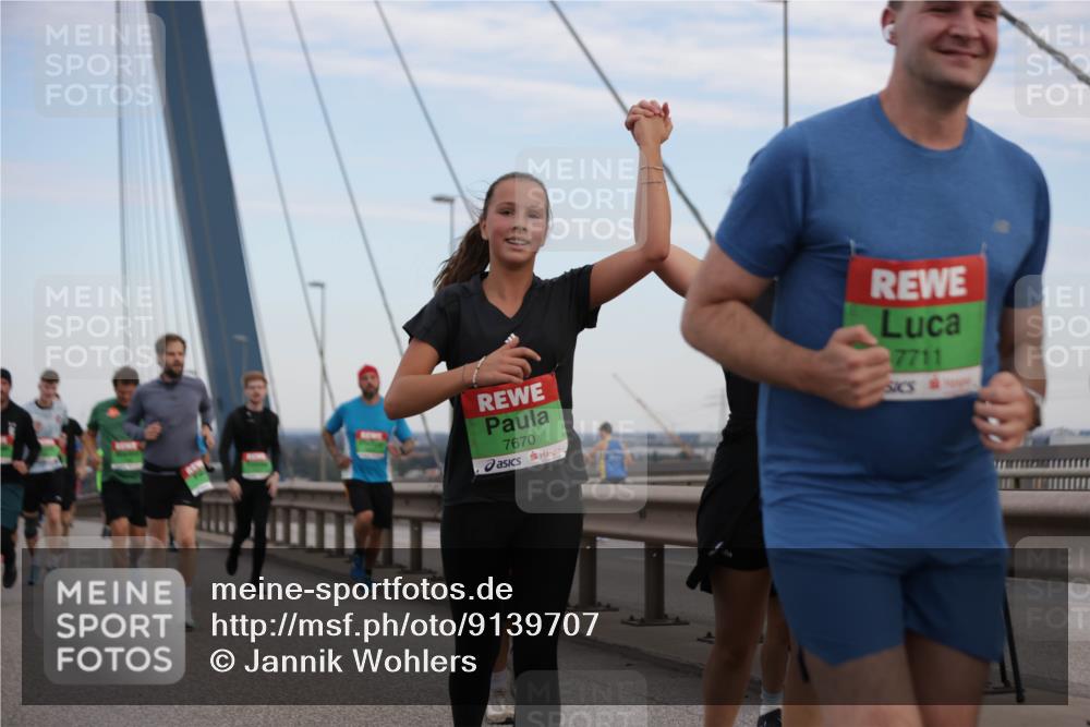 03.10.2025 - Köhlbrandbrückenlauf Jannik Wohlers http://msf.ph/oto/9139707 03.10.2025 15:31:31 Position 1 7670, 7711 meine-sportfotos.de