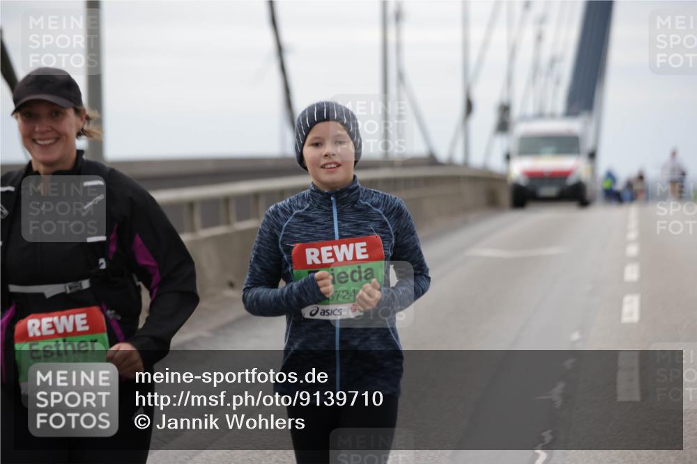 03.10.2025 - Köhlbrandbrückenlauf Jannik Wohlers http://msf.ph/oto/9139710 03.10.2025 16:10:19 Position 1 8723, 0, 3724 meine-sportfotos.de