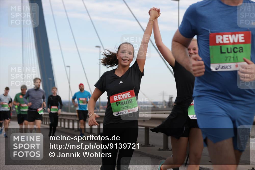 03.10.2025 - Köhlbrandbrückenlauf Jannik Wohlers http://msf.ph/oto/9139721 03.10.2025 15:31:31 Position 1 7670, 7711 meine-sportfotos.de
