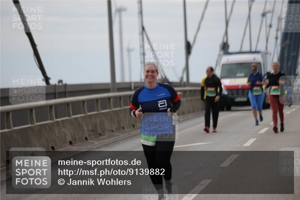 03.10.2025 - Köhlbrandbrückenlauf Jannik Wohlers http://msf.ph/oto/9139882 03.10.2025 16:10:54 Position 1 8164 meine-sportfotos.de