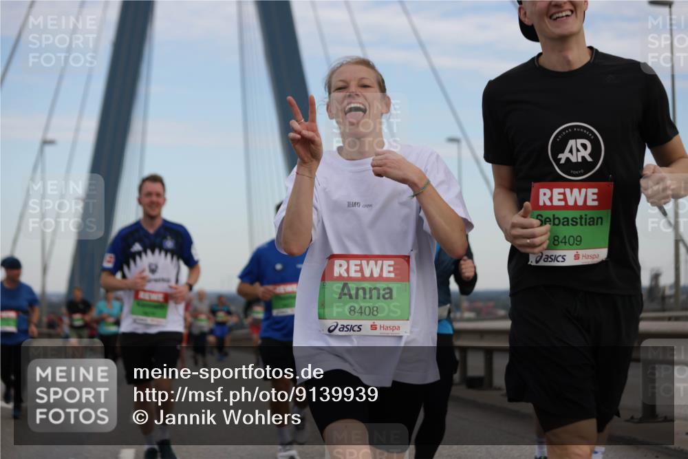 03.10.2025 - Köhlbrandbrückenlauf Jannik Wohlers http://msf.ph/oto/9139939 03.10.2025 15:31:38 Position 1 8408, 8409 meine-sportfotos.de