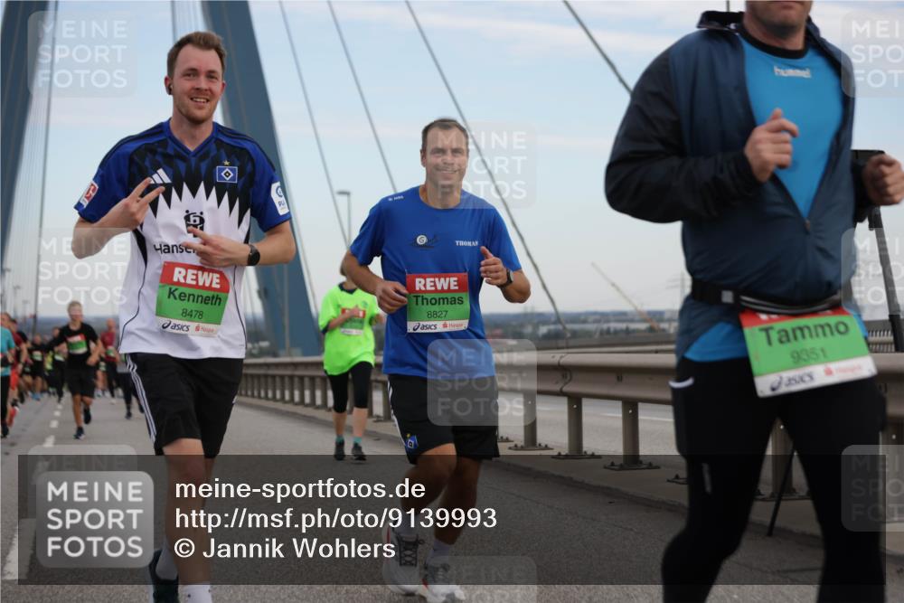 03.10.2025 - Köhlbrandbrückenlauf Jannik Wohlers http://msf.ph/oto/9139993 03.10.2025 15:31:39 Position 1 97, 8478, 8827, 9351 meine-sportfotos.de