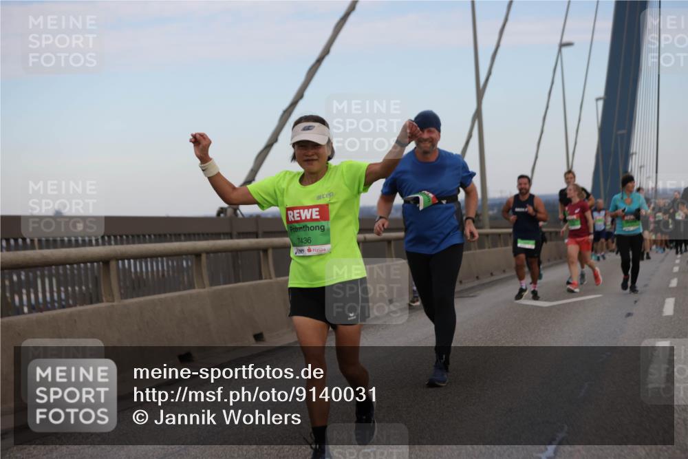 03.10.2025 - Köhlbrandbrückenlauf Jannik Wohlers http://msf.ph/oto/9140031 03.10.2025 15:31:40 Position 1 7436 meine-sportfotos.de