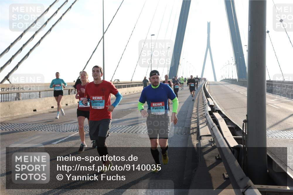 03.10.2025 - Köhlbrandbrückenlauf Yannick Fuchs http://msf.ph/oto/9140035 03.10.2025 08:24:41 Position 2 3518, 1132, 8 meine-sportfotos.de