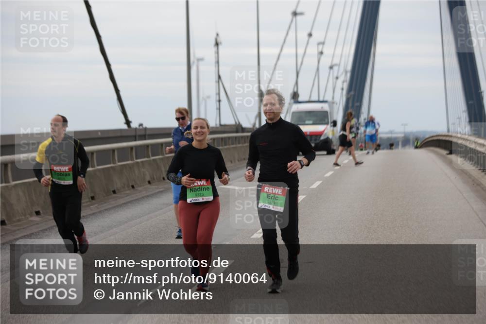 03.10.2025 - Köhlbrandbrückenlauf Jannik Wohlers http://msf.ph/oto/9140064 03.10.2025 16:11:04 Position 1 9373, 9374 meine-sportfotos.de