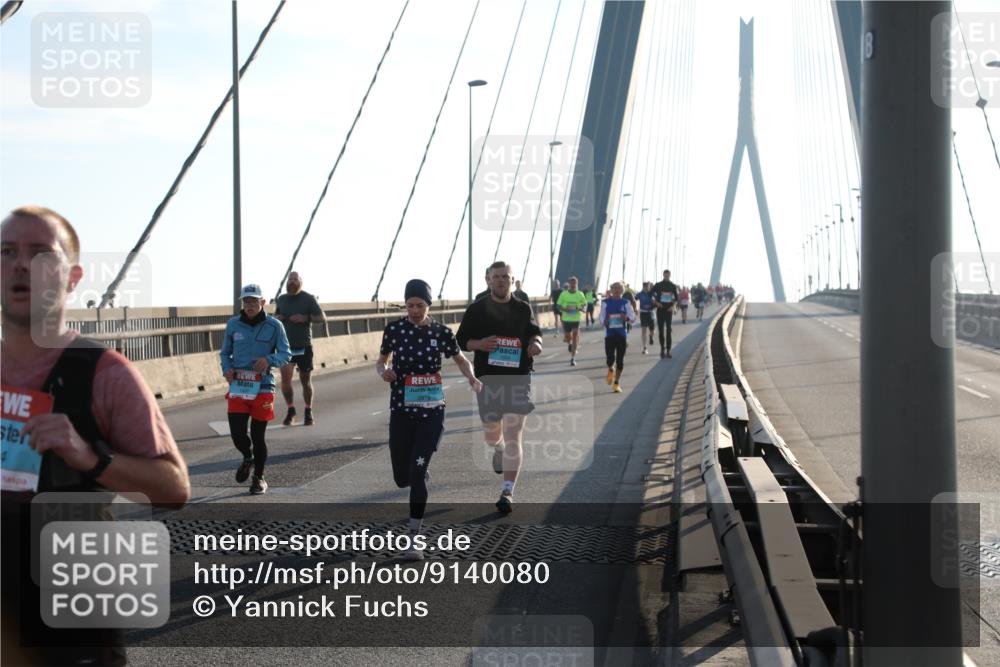 03.10.2025 - Köhlbrandbrückenlauf Yannick Fuchs http://msf.ph/oto/9140080 03.10.2025 08:24:45 Position 2  meine-sportfotos.de
