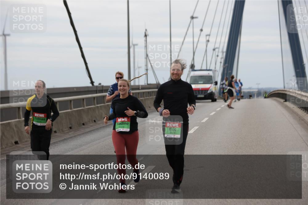 03.10.2025 - Köhlbrandbrückenlauf Jannik Wohlers http://msf.ph/oto/9140089 03.10.2025 16:11:04 Position 1 9373, 9374 meine-sportfotos.de