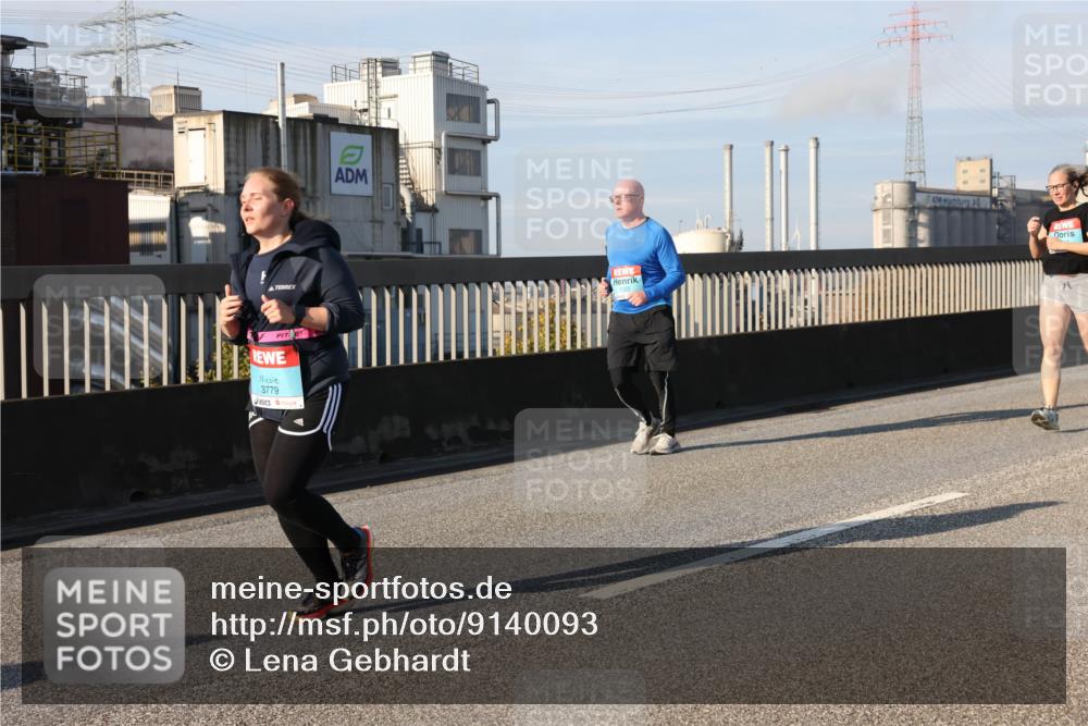 03.10.2025 - Köhlbrandbrückenlauf Lena Gebhardt http://msf.ph/oto/9140093 03.10.2025 09:57:54 Position 2 3779 meine-sportfotos.de