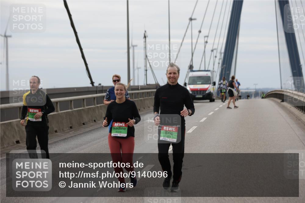 03.10.2025 - Köhlbrandbrückenlauf Jannik Wohlers http://msf.ph/oto/9140096 03.10.2025 16:11:04 Position 1 9373, 9374 meine-sportfotos.de