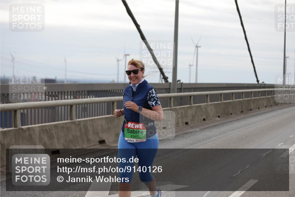 03.10.2025 - Köhlbrandbrückenlauf Jannik Wohlers http://msf.ph/oto/9140126 03.10.2025 16:11:09 Position 1 8347 meine-sportfotos.de