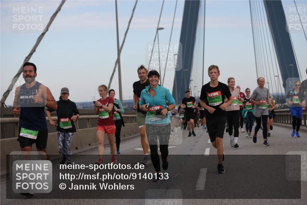03.10.2025 - Köhlbrandbrückenlauf Jannik Wohlers http://msf.ph/oto/9140133 03.10.2025 15:31:44 Position 1 9426, 8162 meine-sportfotos.de