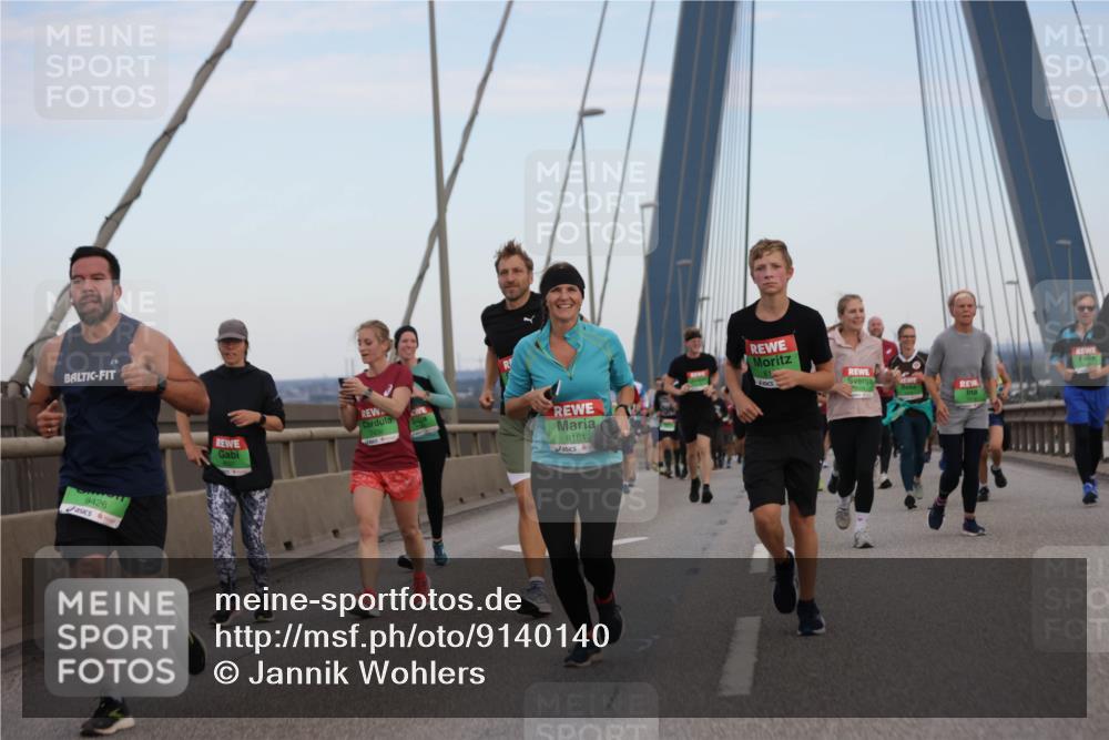 03.10.2025 - Köhlbrandbrückenlauf Jannik Wohlers http://msf.ph/oto/9140140 03.10.2025 15:31:44 Position 1 9426, 8161 meine-sportfotos.de