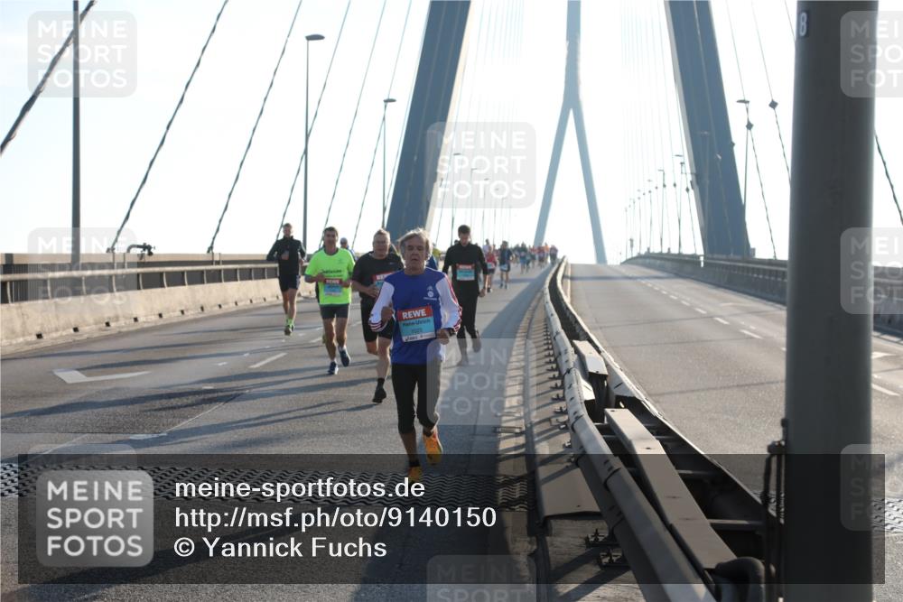 03.10.2025 - Köhlbrandbrückenlauf Yannick Fuchs http://msf.ph/oto/9140150 03.10.2025 08:24:49 Position 2 1025 meine-sportfotos.de