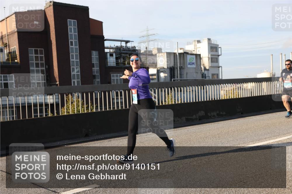 03.10.2025 - Köhlbrandbrückenlauf Lena Gebhardt http://msf.ph/oto/9140151 03.10.2025 09:57:58 Position 2  meine-sportfotos.de