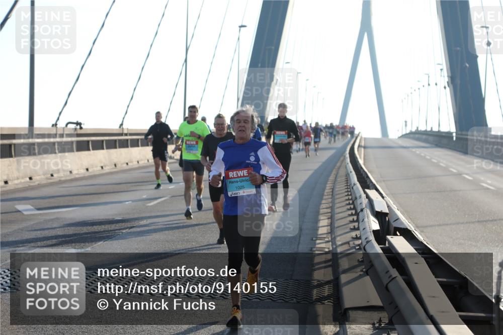 03.10.2025 - Köhlbrandbrückenlauf Yannick Fuchs http://msf.ph/oto/9140155 03.10.2025 08:24:50 Position 2 1025 meine-sportfotos.de