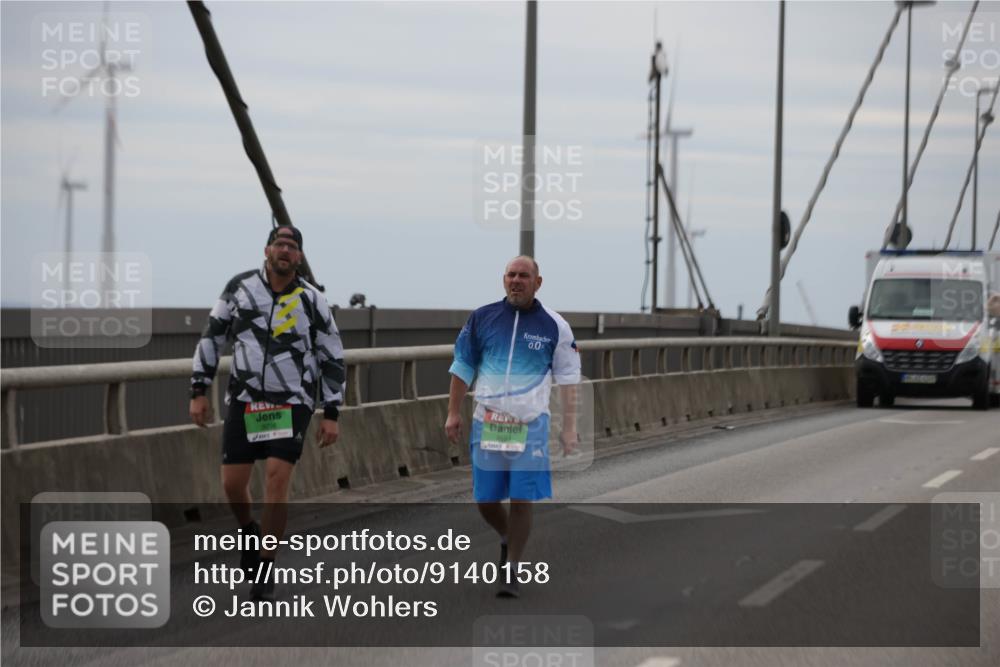 03.10.2025 - Köhlbrandbrückenlauf Jannik Wohlers http://msf.ph/oto/9140158 03.10.2025 16:11:28 Position 1 0, 0, 8593 meine-sportfotos.de
