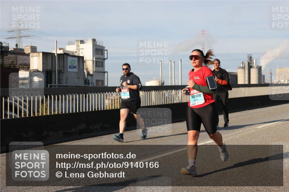 03.10.2025 - Köhlbrandbrückenlauf Lena Gebhardt http://msf.ph/oto/9140166 03.10.2025 09:57:59 Position 2 3310 meine-sportfotos.de