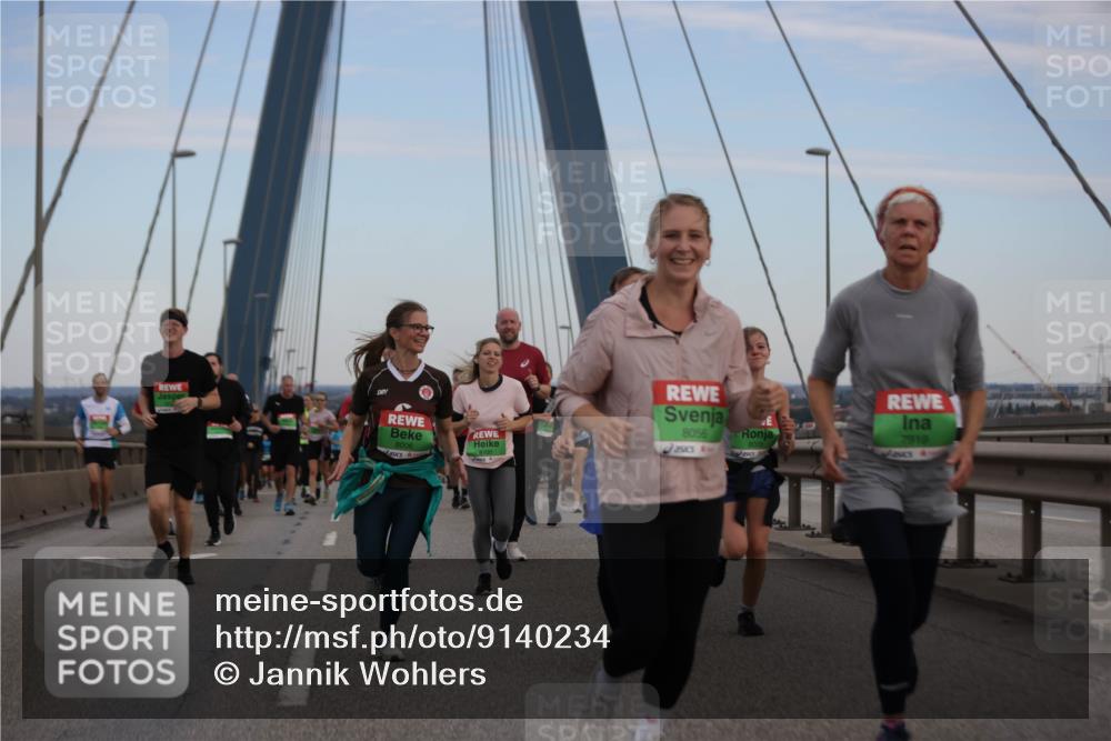 03.10.2025 - Köhlbrandbrückenlauf Jannik Wohlers http://msf.ph/oto/9140234 03.10.2025 15:31:48 Position 1 8006, 8056, 8008, 7919 meine-sportfotos.de