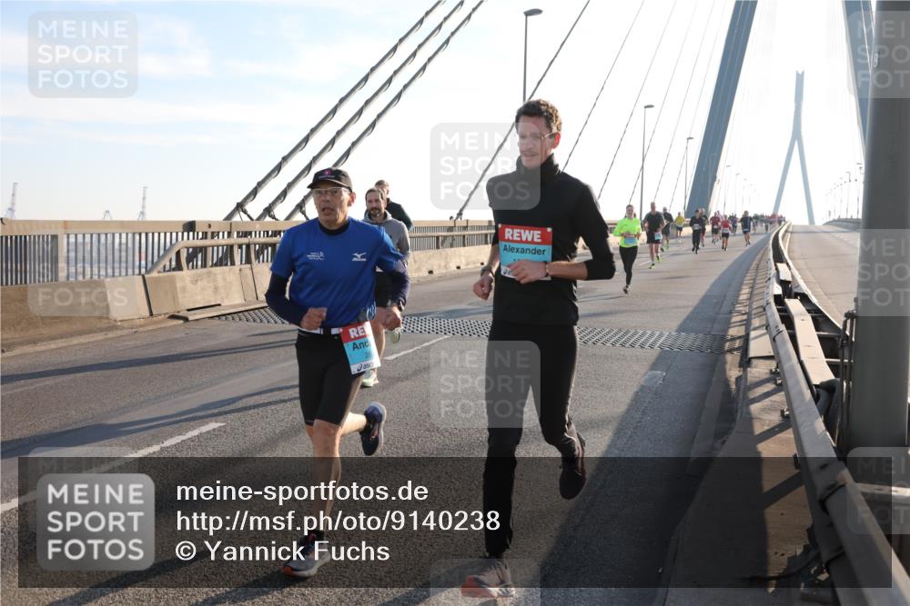 03.10.2025 - Köhlbrandbrückenlauf Yannick Fuchs http://msf.ph/oto/9140238 03.10.2025 08:24:55 Position 2  meine-sportfotos.de