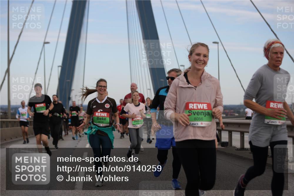 03.10.2025 - Köhlbrandbrückenlauf Jannik Wohlers http://msf.ph/oto/9140259 03.10.2025 15:31:48 Position 1 8006, 8056 meine-sportfotos.de