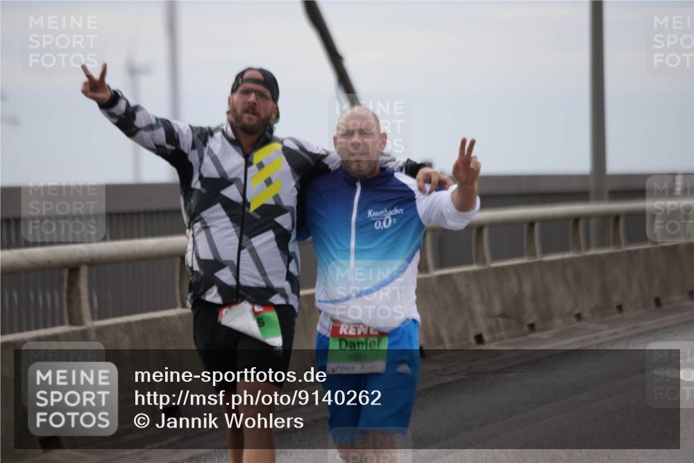 03.10.2025 - Köhlbrandbrückenlauf Jannik Wohlers http://msf.ph/oto/9140262 03.10.2025 16:11:31 Position 1 0, 0, 8593 meine-sportfotos.de