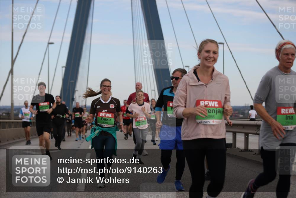03.10.2025 - Köhlbrandbrückenlauf Jannik Wohlers http://msf.ph/oto/9140263 03.10.2025 15:31:48 Position 1 8006, 8700, 8, 8056, 7919 meine-sportfotos.de