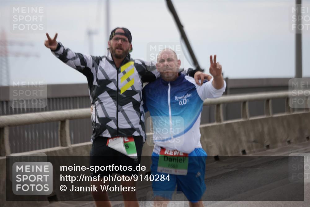 03.10.2025 - Köhlbrandbrückenlauf Jannik Wohlers http://msf.ph/oto/9140284 03.10.2025 16:11:31 Position 1 0, 0, 8593 meine-sportfotos.de